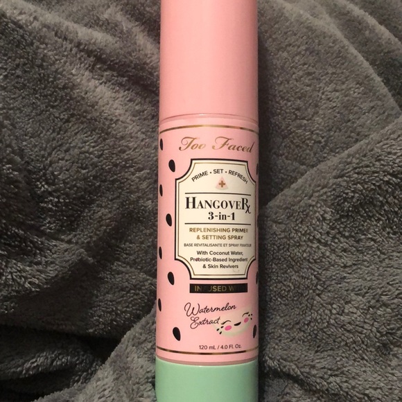 Too Faced Other - NEW too faced setting spray/primer (3/20$)